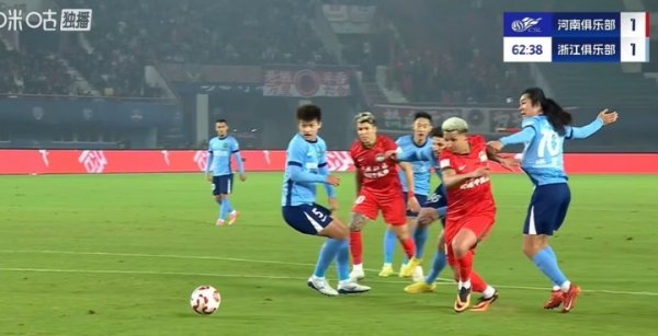 单场乌龙+送点！李提香拉倒卡多索送点，卡多索点射河南2-1浙江