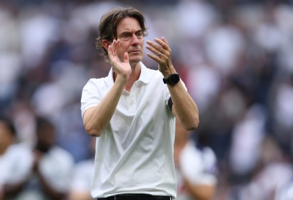 热刺本赛季前5个英超客场拿到13分，追平队史记载