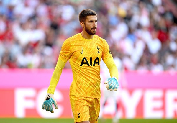 维卡里奥: 我不需要给多纳鲁马任何提议 欧联夺冠让咱们卸下包袱