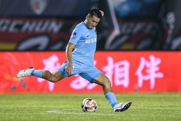 钟义浩：教师员中场再行部署了战略 咱们本场的弘扬是最棒的