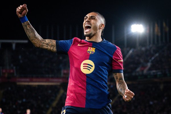 里程碑! 世体: 对阵赫塔费是拉菲尼亚代表巴萨出战的第150场比赛