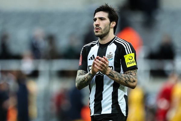 埃迪-豪：托纳利和吉马良斯齐生病了，沃尔特马德承担了许多背负