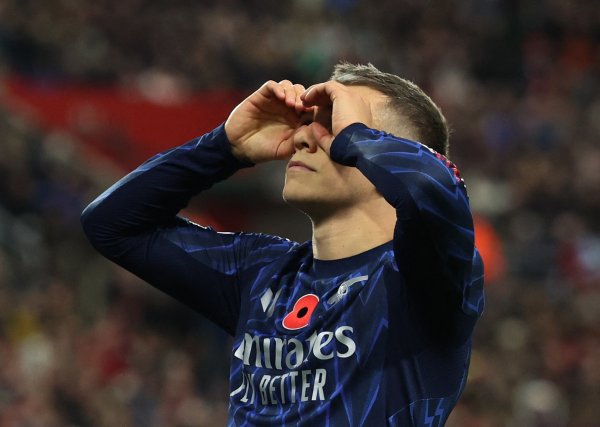 鲁尼谈英超场面：阿森纳和曼城是夺冠热点，我倾向于看好枪手