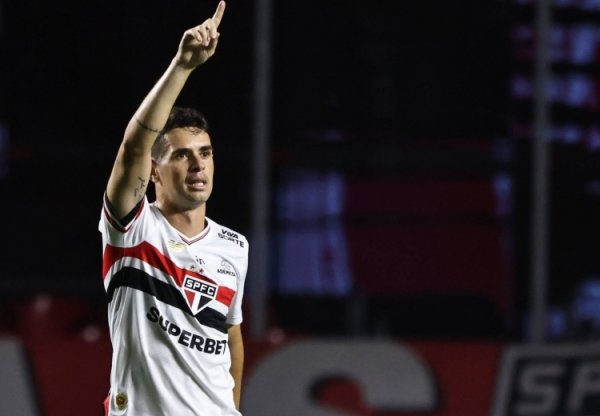 圣保罗官方：奥斯卡会诊为血管迷跑神经性眩晕，将不时入院查验