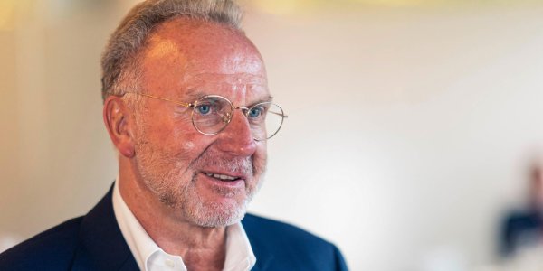 鲁梅尼格: 拜仁足球玄学继续于今, 速率与团队才是制胜要道